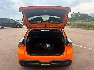 Used 2023 MG MG 4 Trophy Long Range Orange - Interior and Exterior details 11