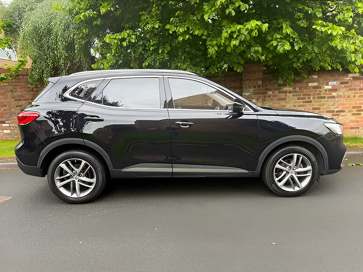 Used 2023 MG MG Hs Excite Black - Interior and Exterior details 8