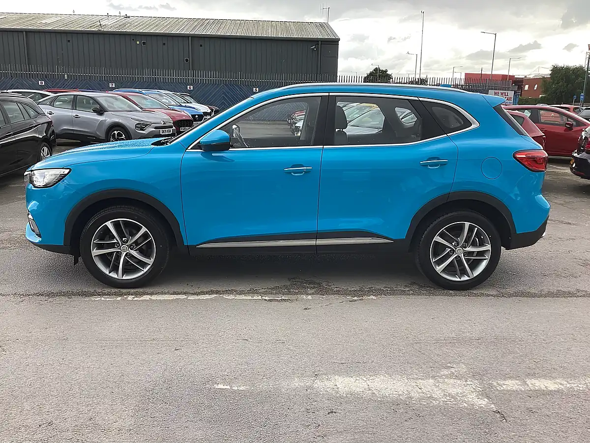 Used 2023 MG MG Hs Excite Blue - Interior and Exterior details 12