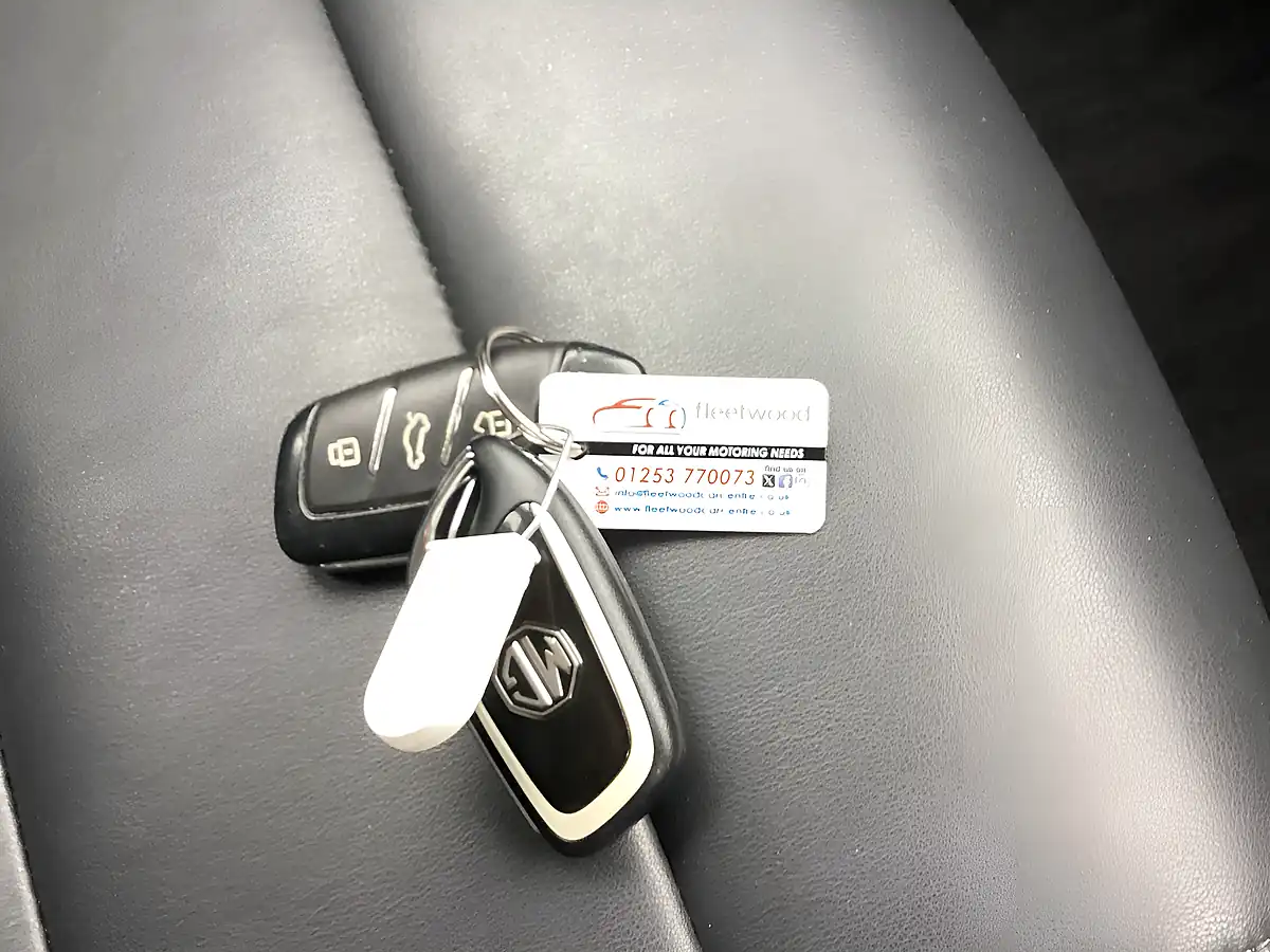 Used 2023 MG MG Hs Excite Blue - Interior and Exterior details 17