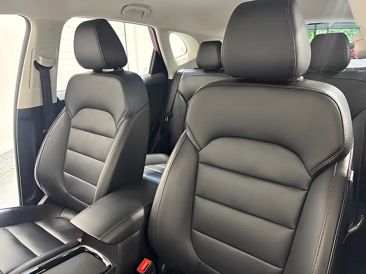 Used 2023 MG MG Hs Excite Dynamic Red - Interior and Exterior details 12