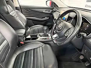 Used 2023 MG MG Hs Exclusive Black - Interior and Exterior details 20