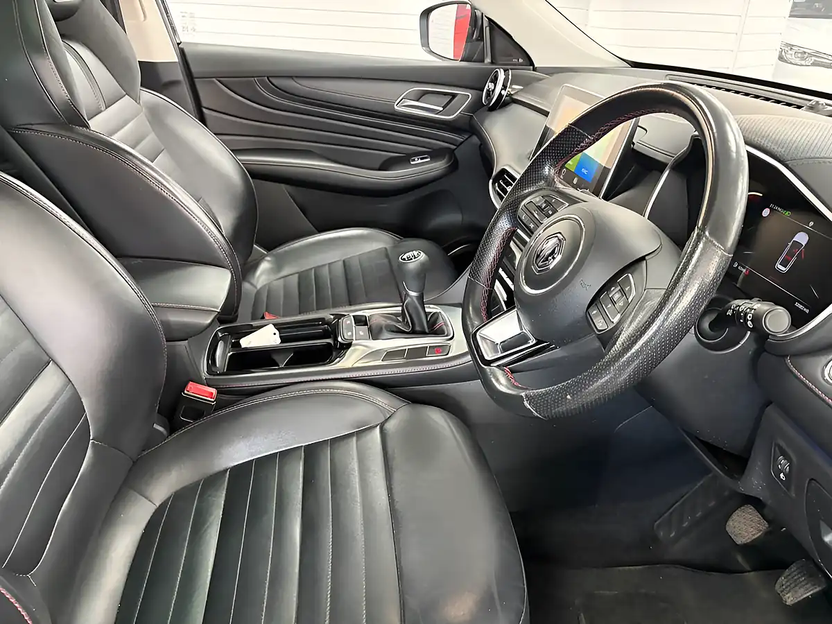 Used 2023 MG MG Hs Exclusive Black - Interior and Exterior details 20