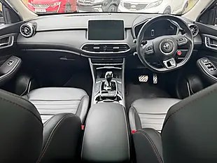 Used 2023 MG MG Hs Exclusive Black - Interior and Exterior details 14
