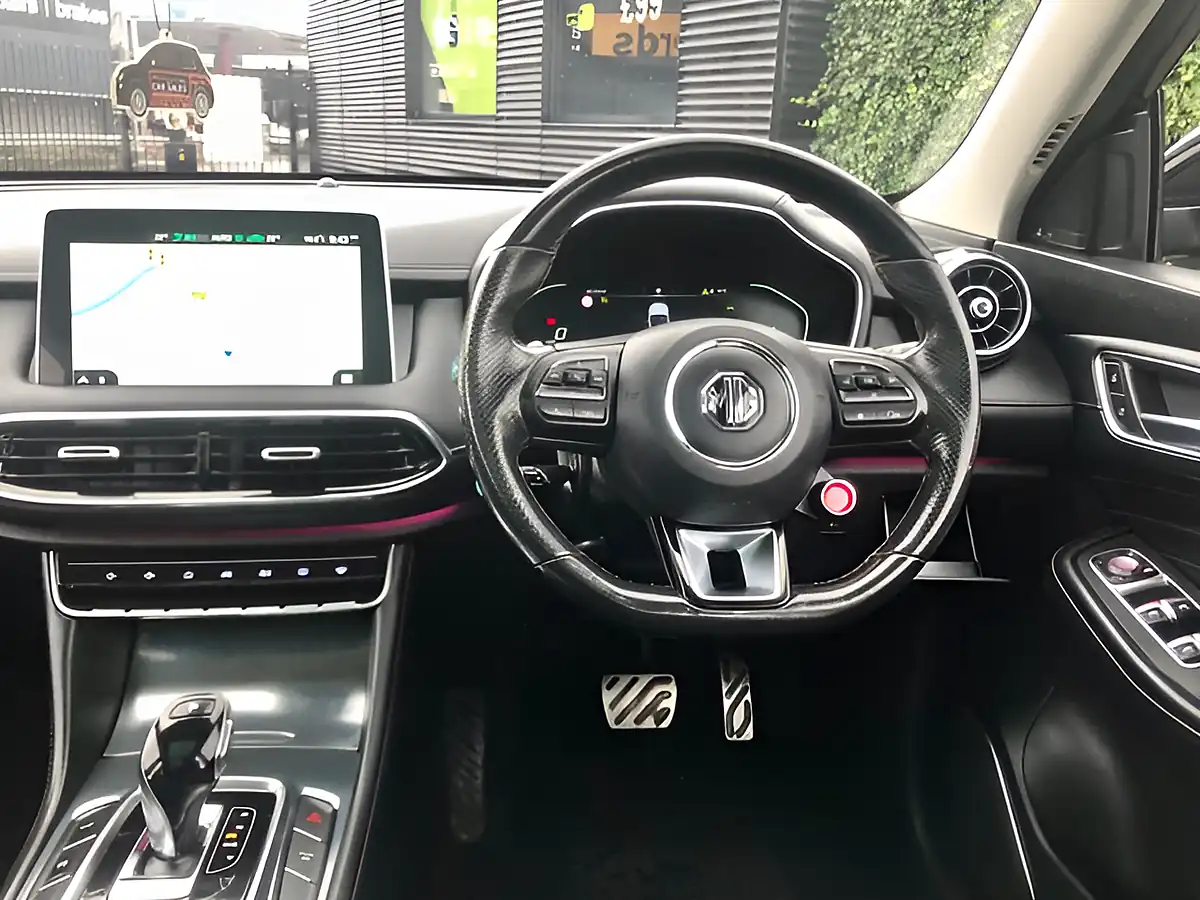 Used 2023 MG MG Hs Exclusive Black - Interior and Exterior details 11