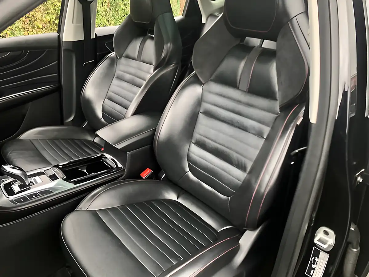Used 2023 MG MG Hs Exclusive Black - Interior and Exterior details 6