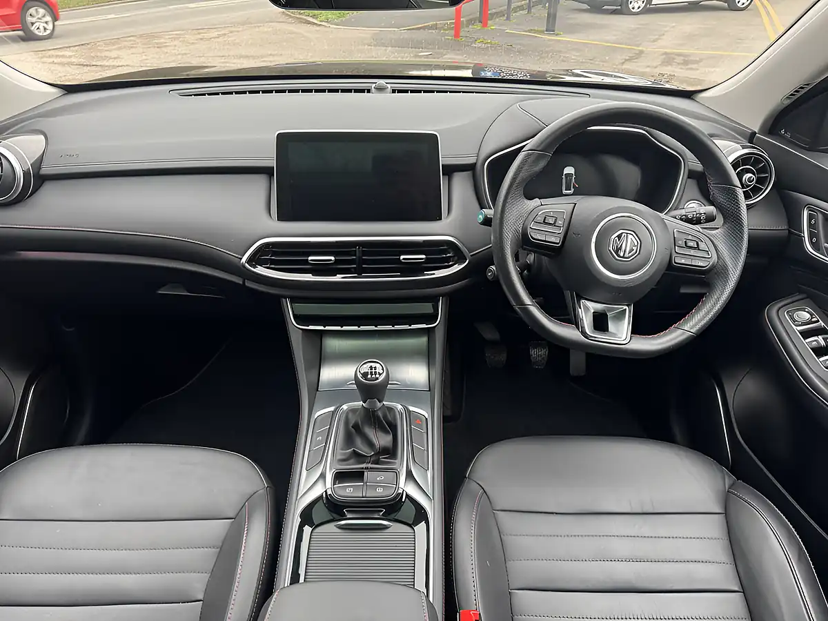 Used 2023 MG MG Hs Exclusive Black - Interior and Exterior details 2