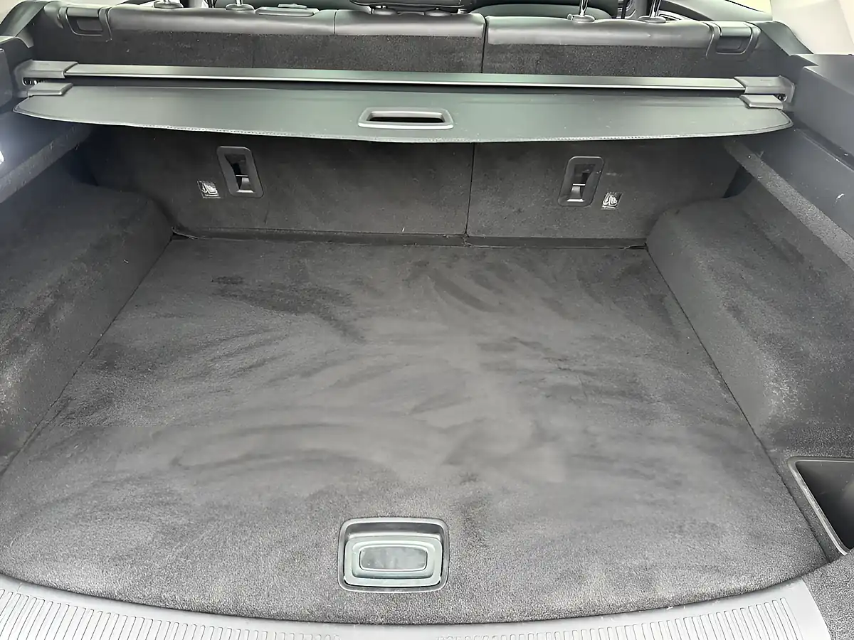 Used 2023 MG MG Hs Exclusive Black - Interior and Exterior details 8