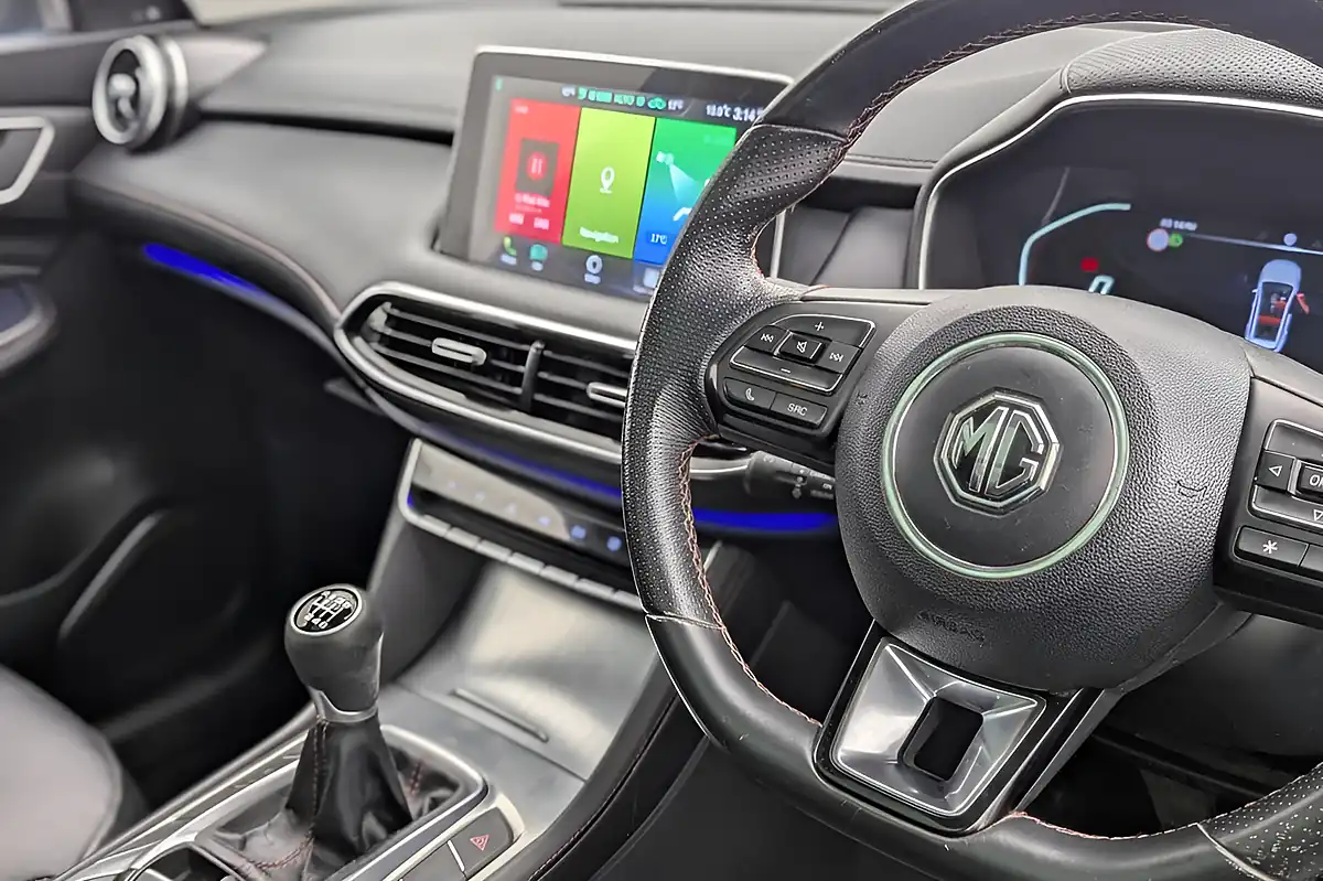 Used 2023 MG MG Hs Exclusive Blue - Interior and Exterior details 16