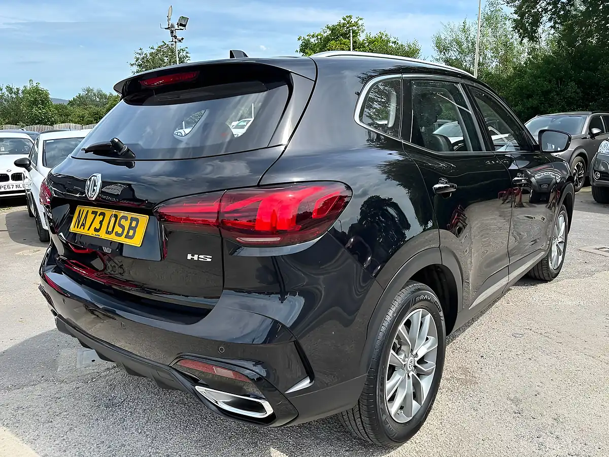 Used 2023 MG MG Hs Se Black - Interior and Exterior details 12