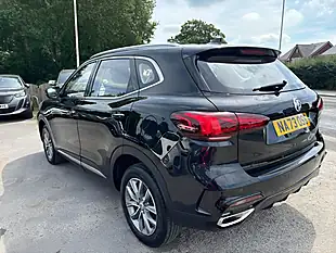 Used 2023 MG MG Hs Se Black - Interior and Exterior details 16