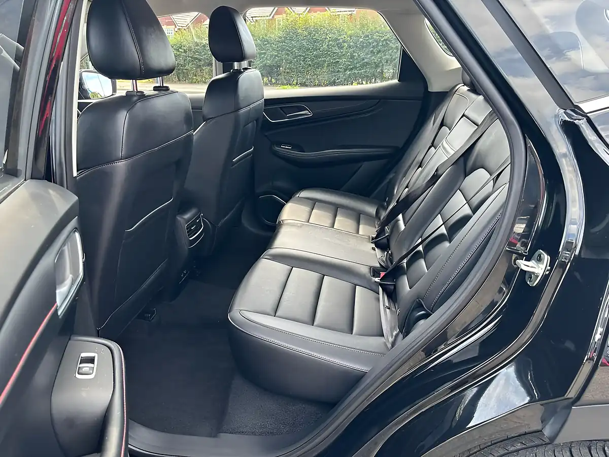 Used 2023 MG MG Hs Se Black - Interior and Exterior details 19
