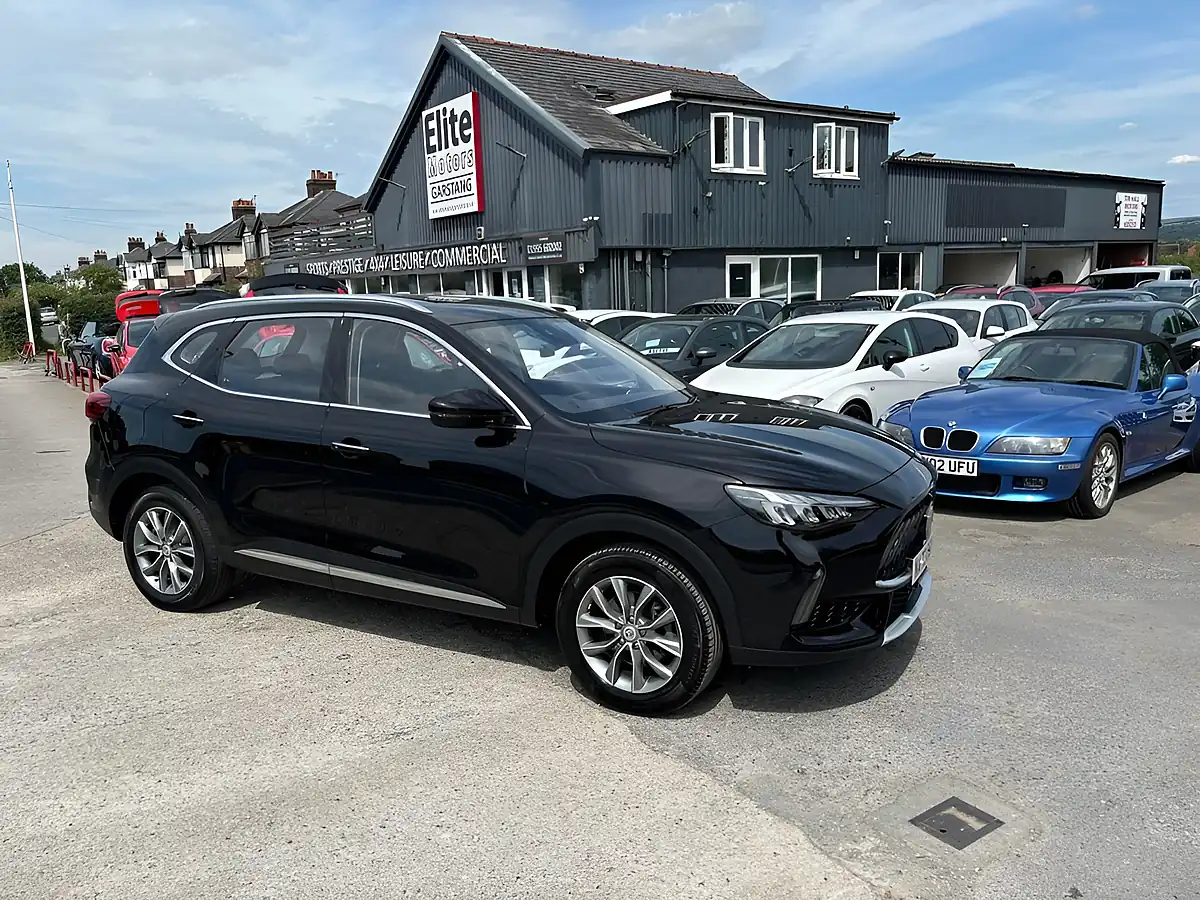 Used 2023 MG MG Hs Se Black - Interior and Exterior details 2