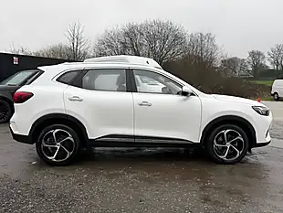 Used 2023 MG MG Hs Se White - Interior and Exterior details 4