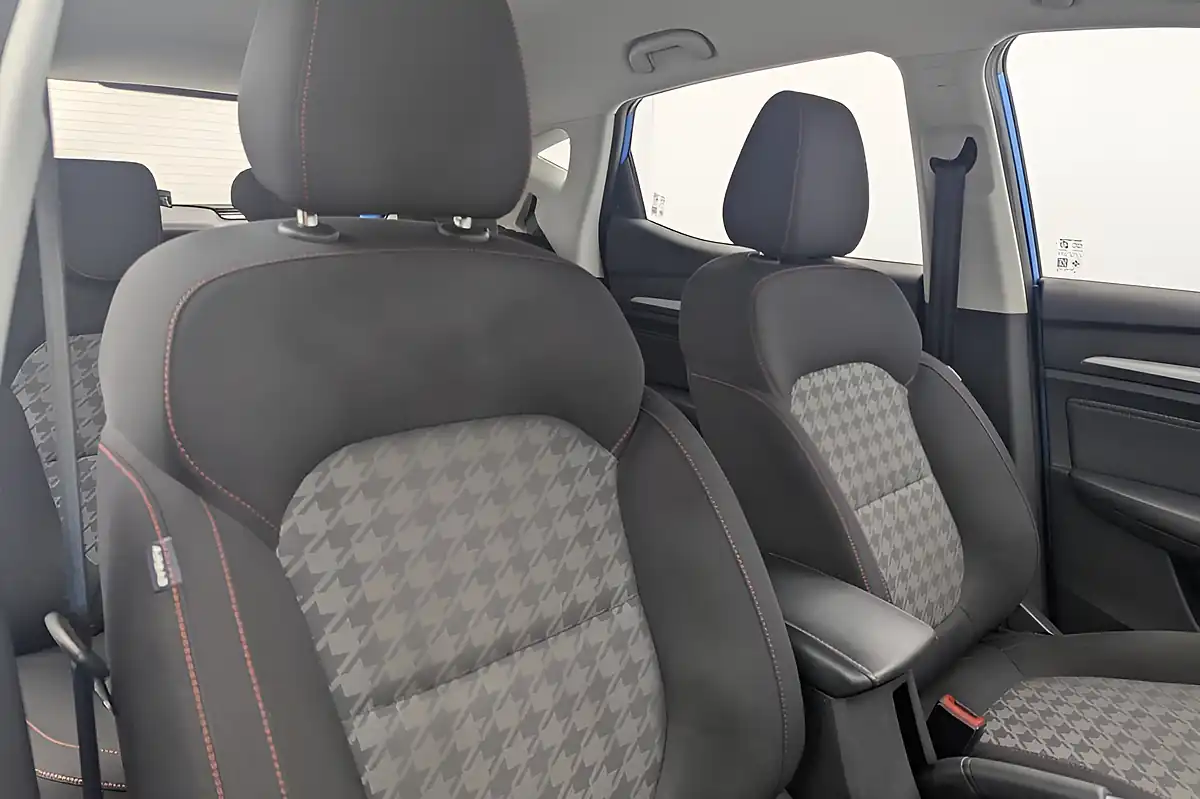 Used 2023 MG MG Zs Excite Blue - Interior and Exterior details 13
