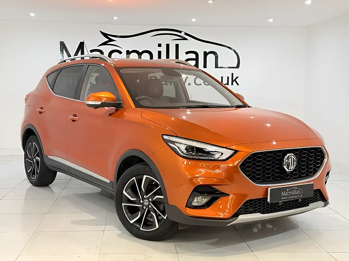 Used 2023 MG MG Zs Exclusive Orange - Front View