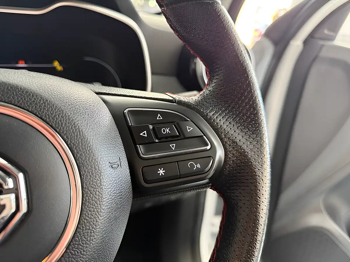 Used 2023 MG MG Zs Exclusive White - Interior and Exterior details 16