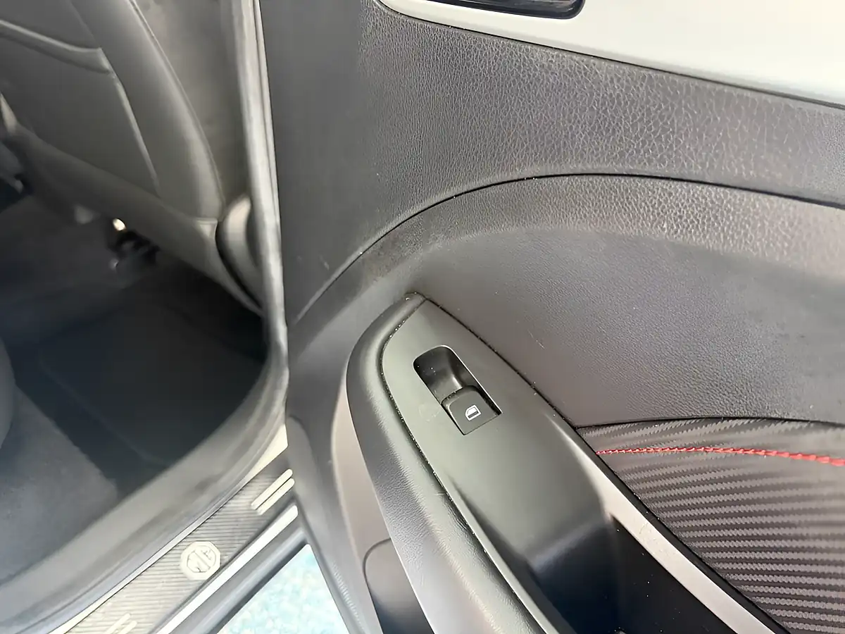 Used 2023 MG MG Zs Exclusive White - Interior and Exterior details 6