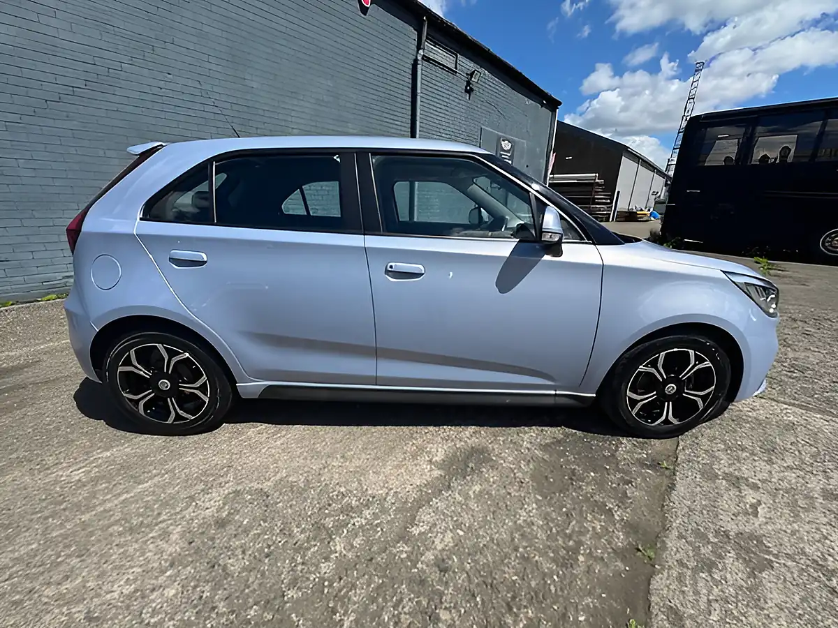 Used 2023 MG MG3 Excite Silver - Interior and Exterior details 15
