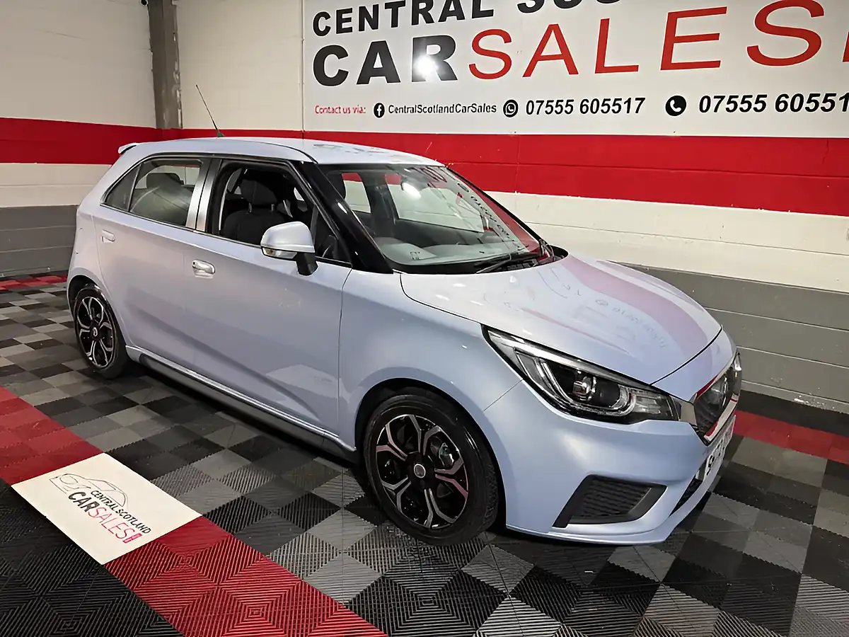 Used 2023 MG MG3 Excite Silver - Front View