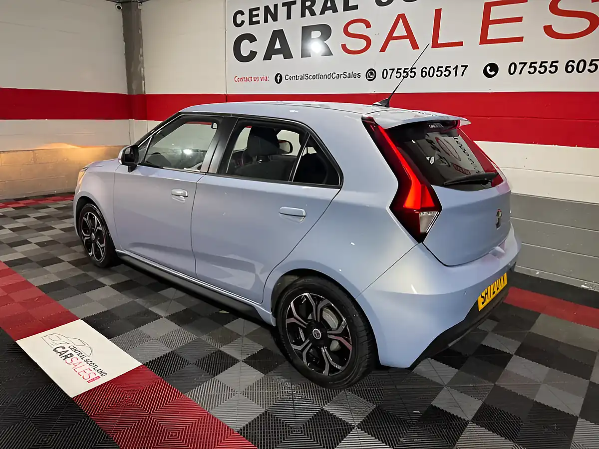 Used 2023 MG MG3 Excite Silver - Interior and Exterior details 3
