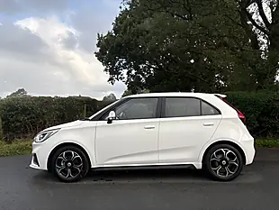 Used 2023 MG MG3 Excite White - Interior and Exterior details 4
