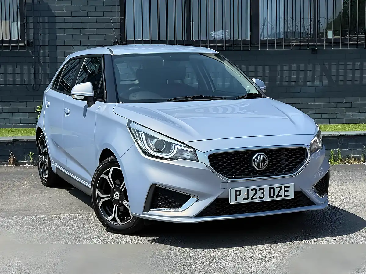 Used 2023 MG MG3 Exclusive Nav Silver - Front View