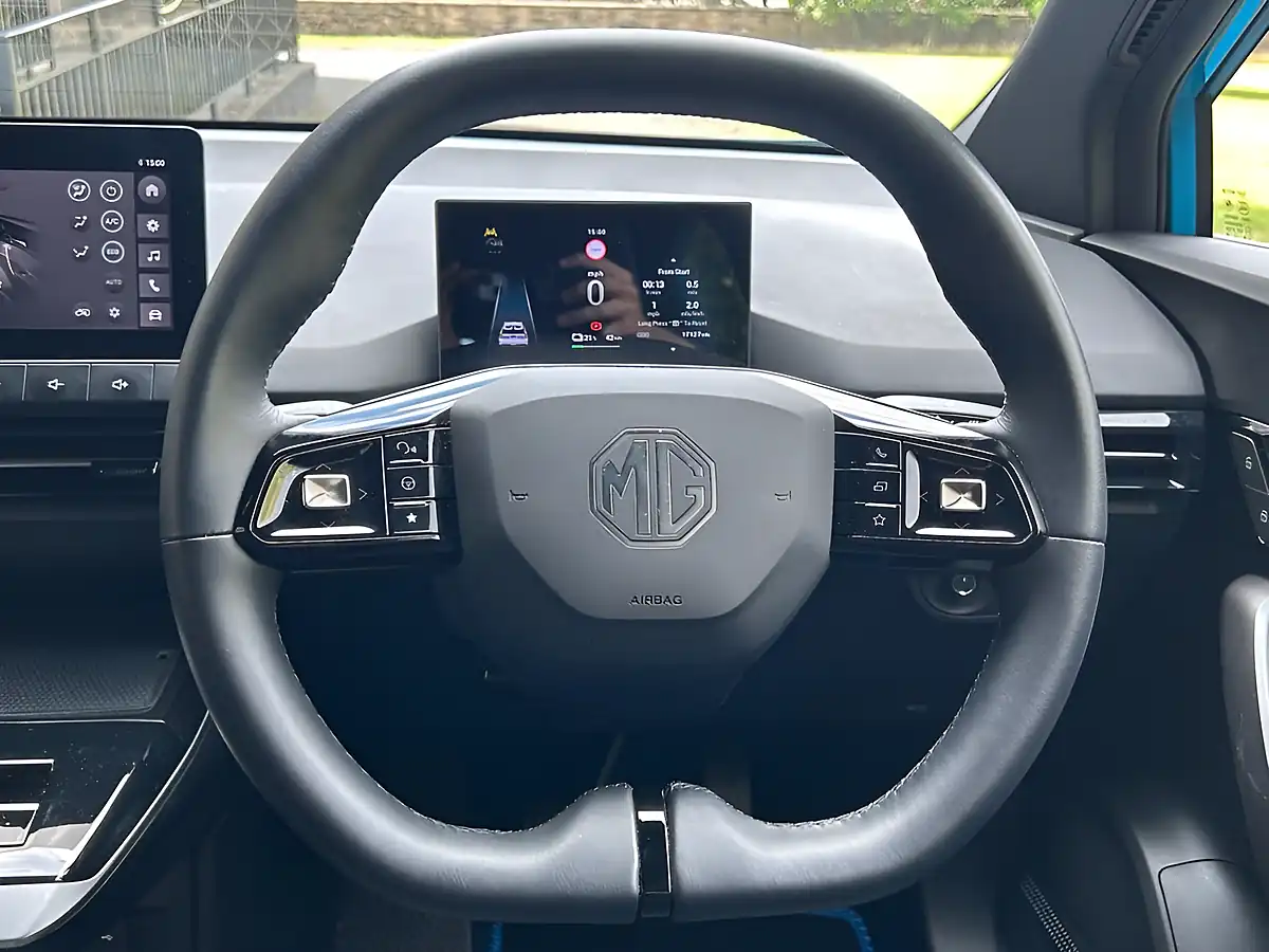 Used 2023 MG MG4 Se Blue - Interior and Exterior details 15