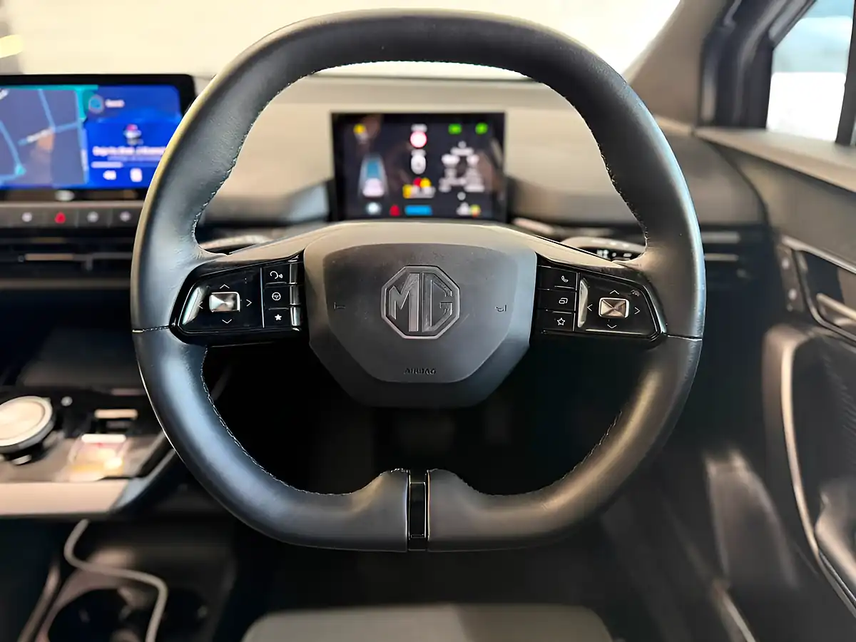 Used 2023 MG MG4 Se Grey - Interior and Exterior details 5