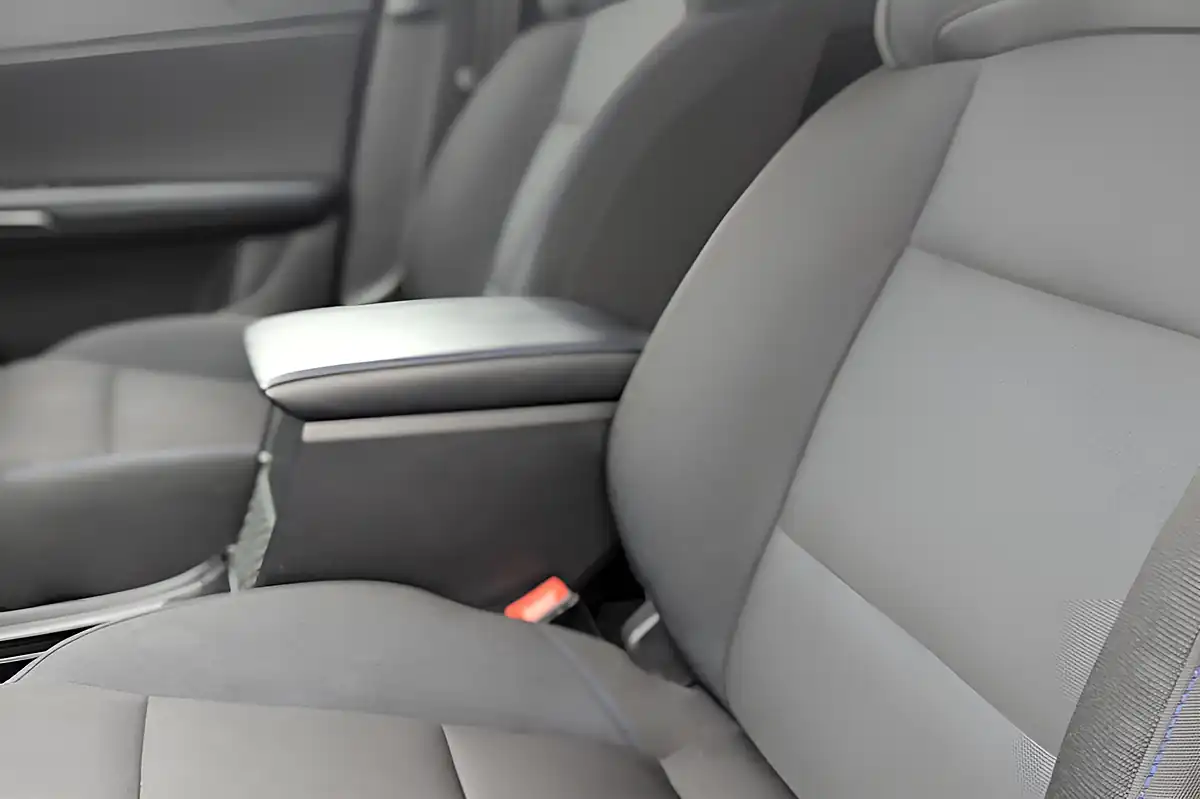 Used 2023 MG MG4 Se White - Interior and Exterior details 13