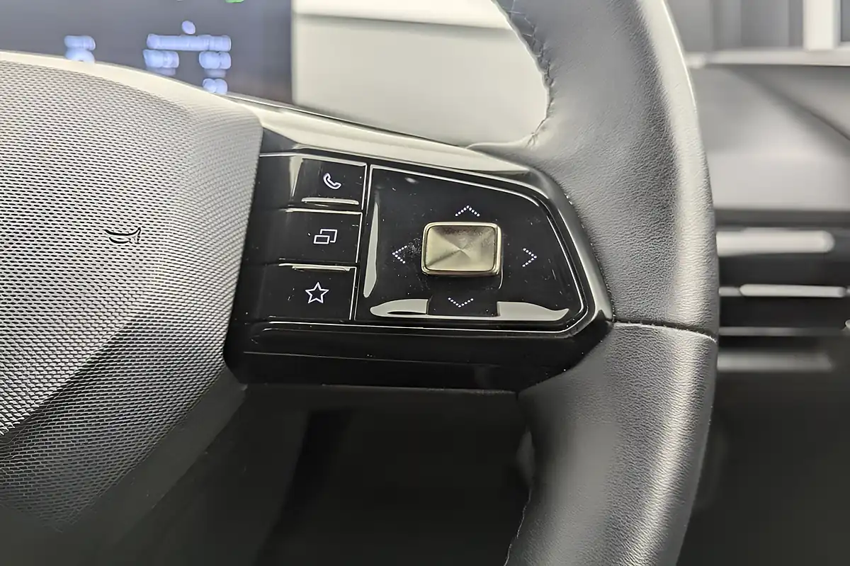 Used 2023 MG MG4 Se White - Interior and Exterior details 15