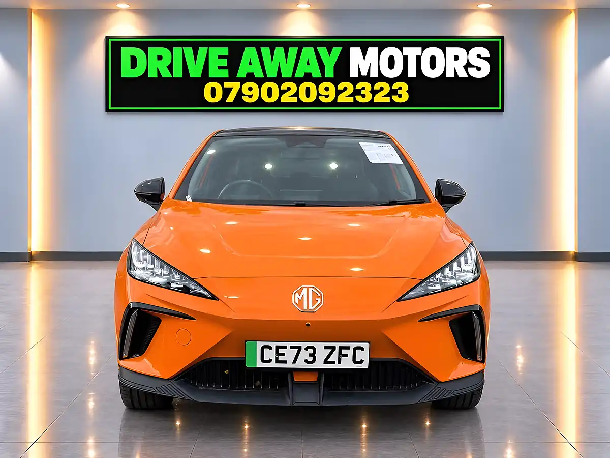 Used 2023 MG MG4 Trophy Long Range Volcano Orange - Interior and Exterior details 2