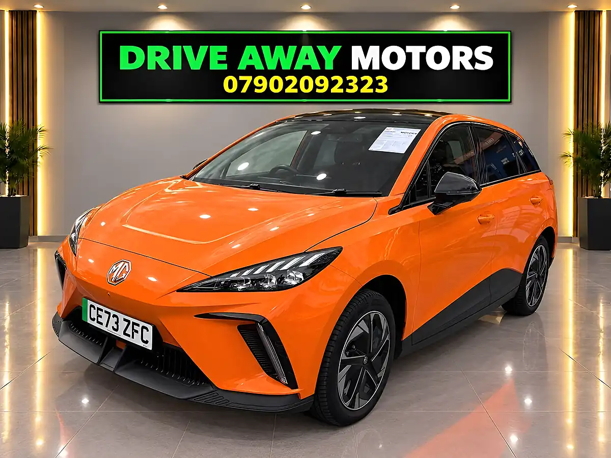Used 2023 MG MG4 Trophy Long Range Volcano Orange - Interior and Exterior details 3