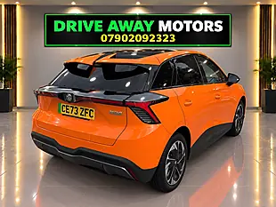 Used 2023 MG MG4 Trophy Long Range Volcano Orange - Interior and Exterior details 6