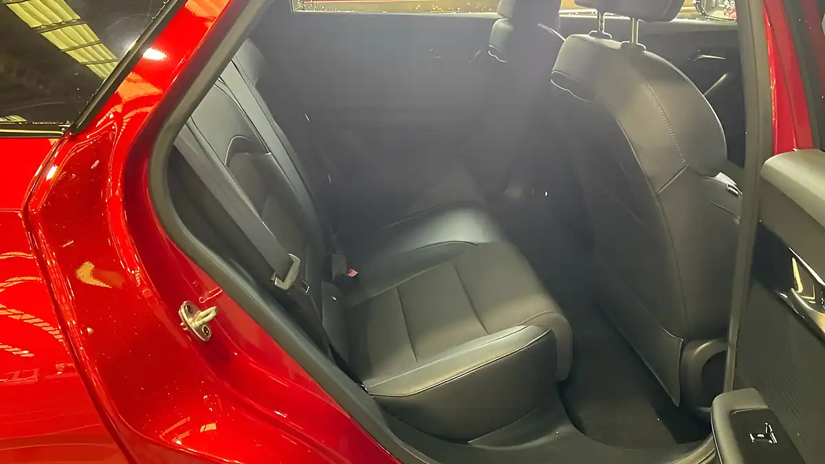 Used 2023 MG MG4 Trophy Red - Interior and Exterior details 15