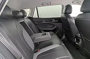 Used 2023 MG MG5 Trophy Long Range Arctic White - Interior and Exterior details 10