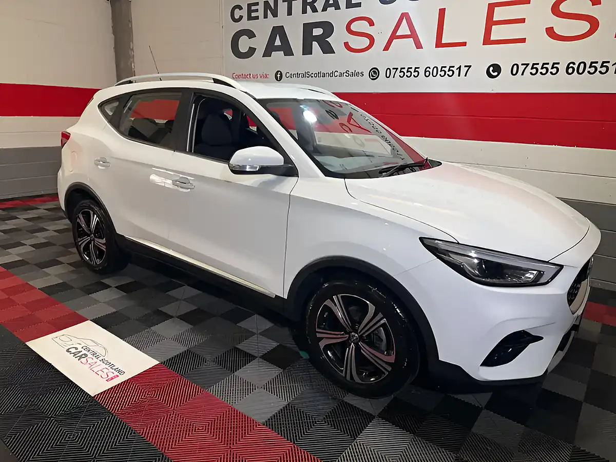 Used 2023 MG Zs Excite White - Front View