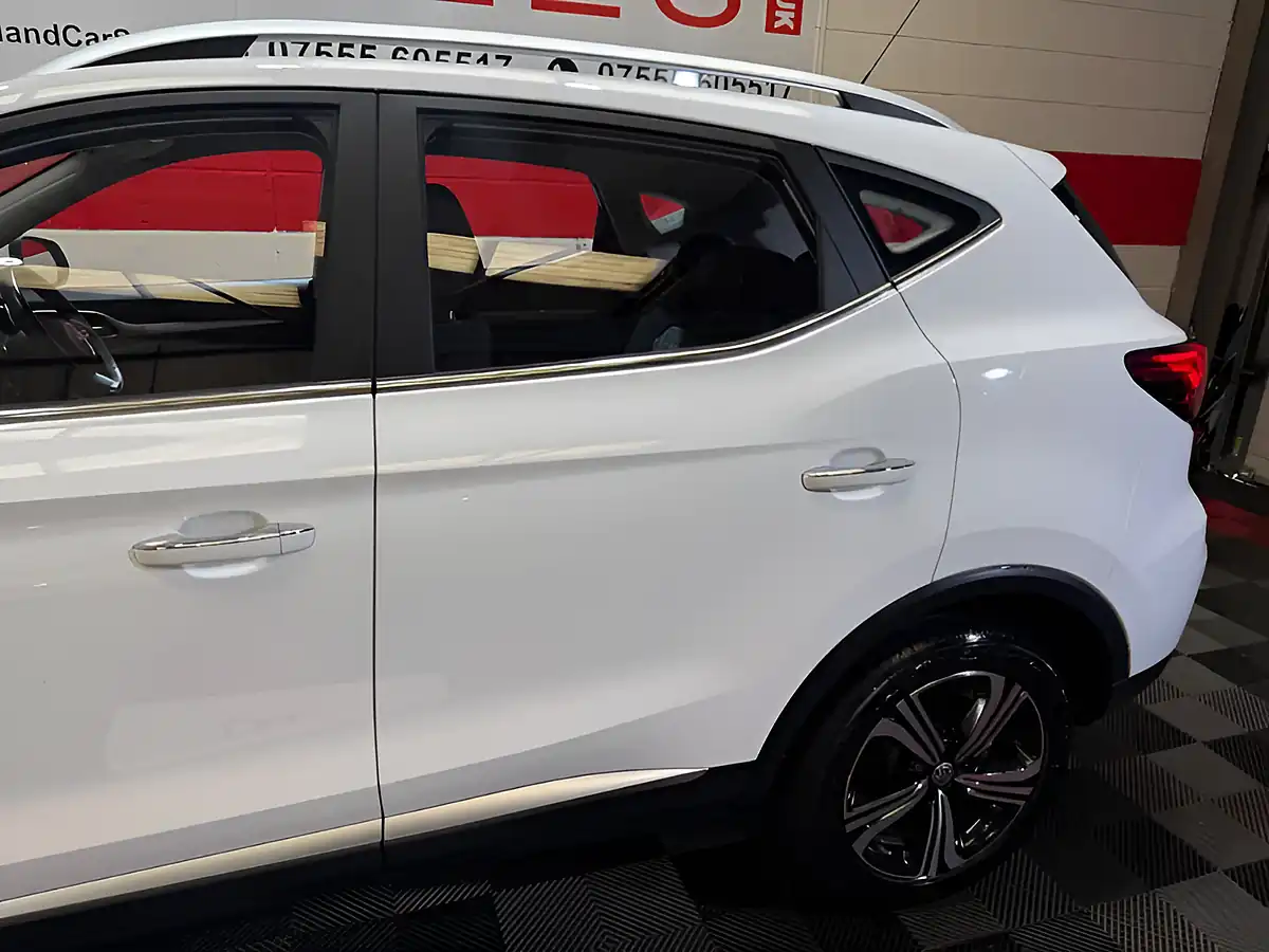 Used 2023 MG Zs Excite White - Interior and Exterior details 18