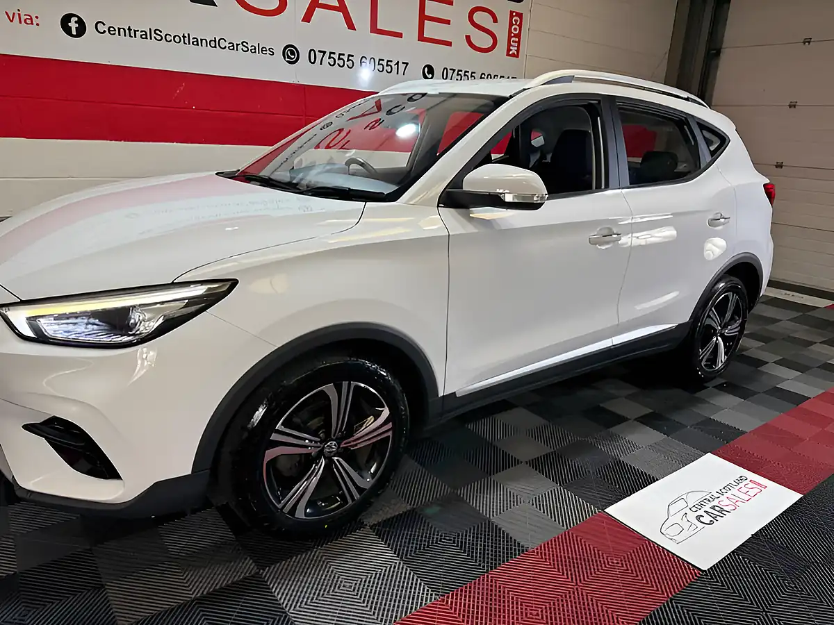 Used 2023 MG Zs Excite White - Interior and Exterior details 2