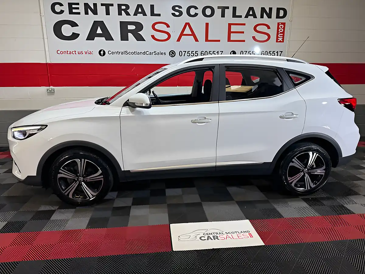 Used 2023 MG Zs Excite White - Interior and Exterior details 4