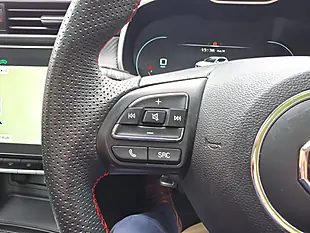 Used 2023 MG Zs Exclusive Dynamic Red - Interior and Exterior details 14