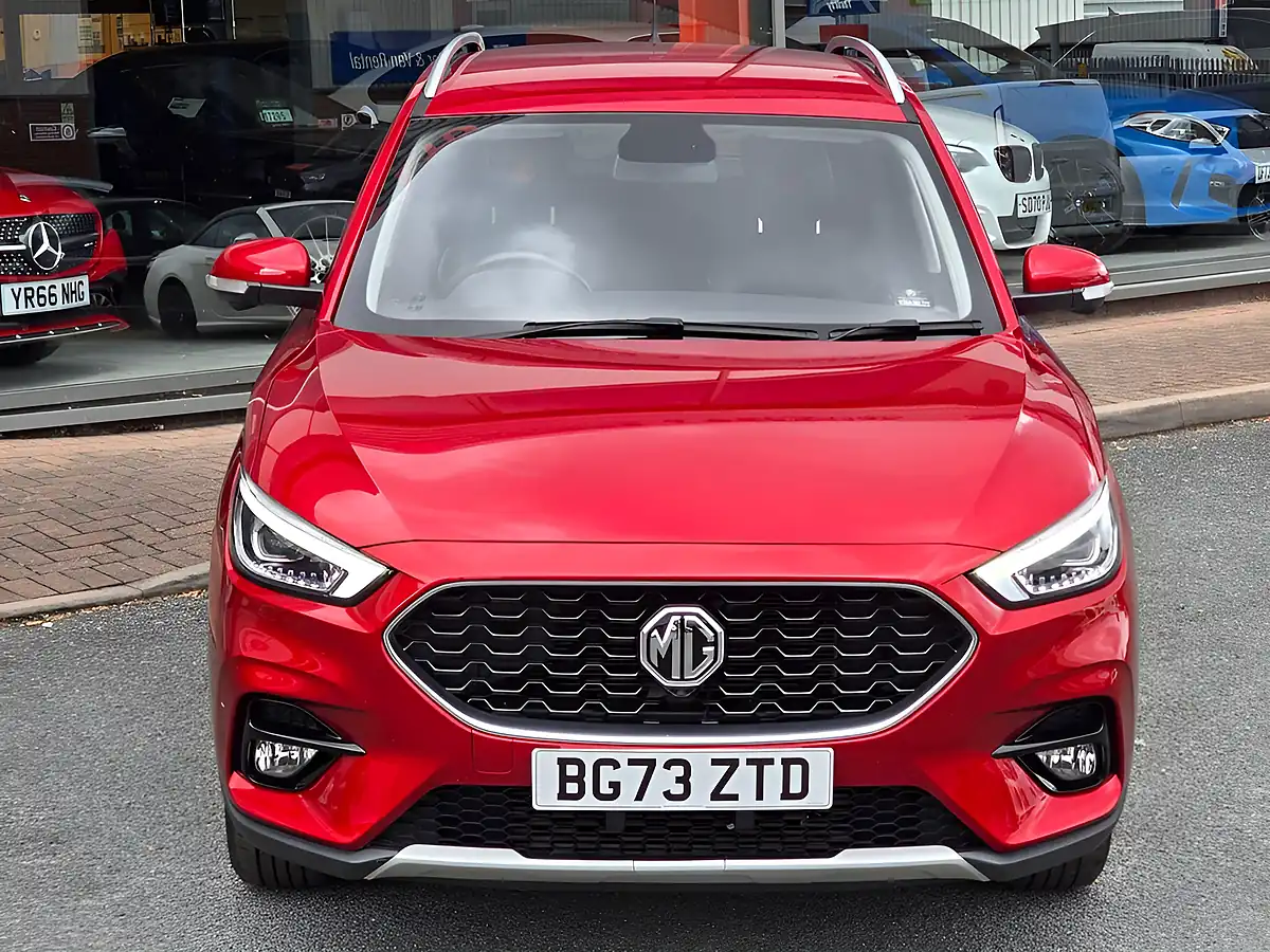 Used 2023 MG ZS Exclusive Dynamic Red - Interior and Exterior details 9