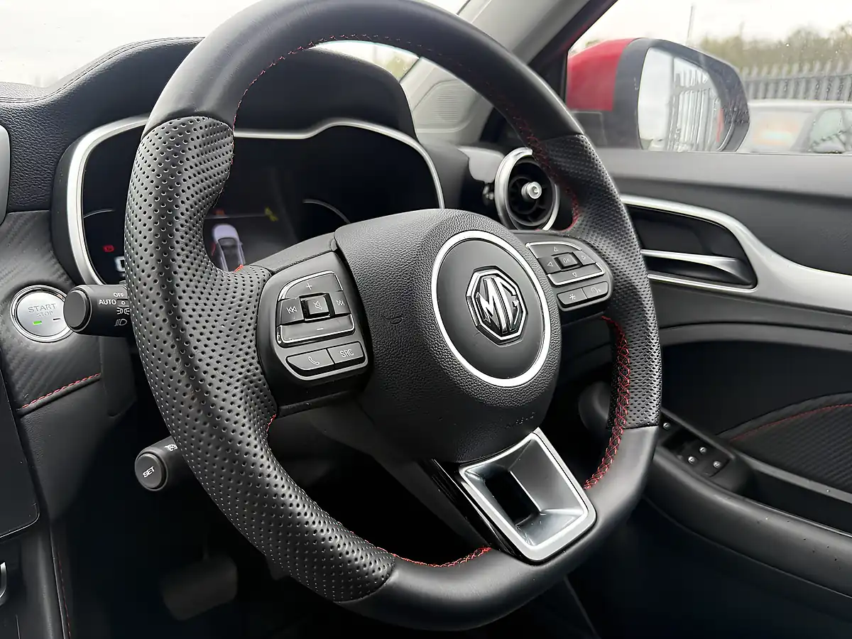 Used 2023 MG Zs Exclusive Red - Interior and Exterior details 20