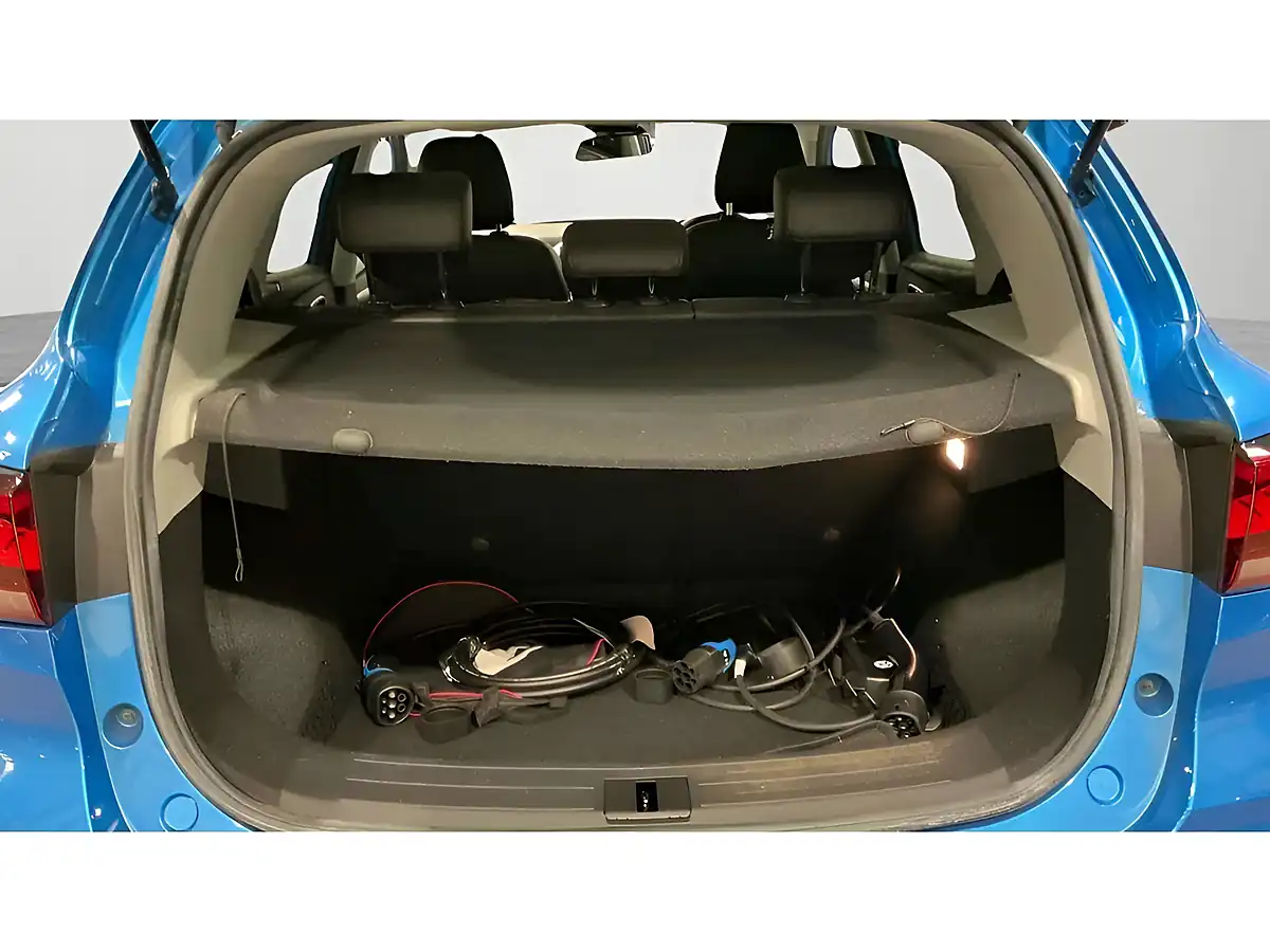 Used 2023 MG Zs Trophy Connect Long Range Blue - Interior and Exterior details 10