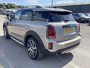 Used 2023 MINI Countryman Cooper Exclusive Rooftop Grey - Interior and Exterior details 2