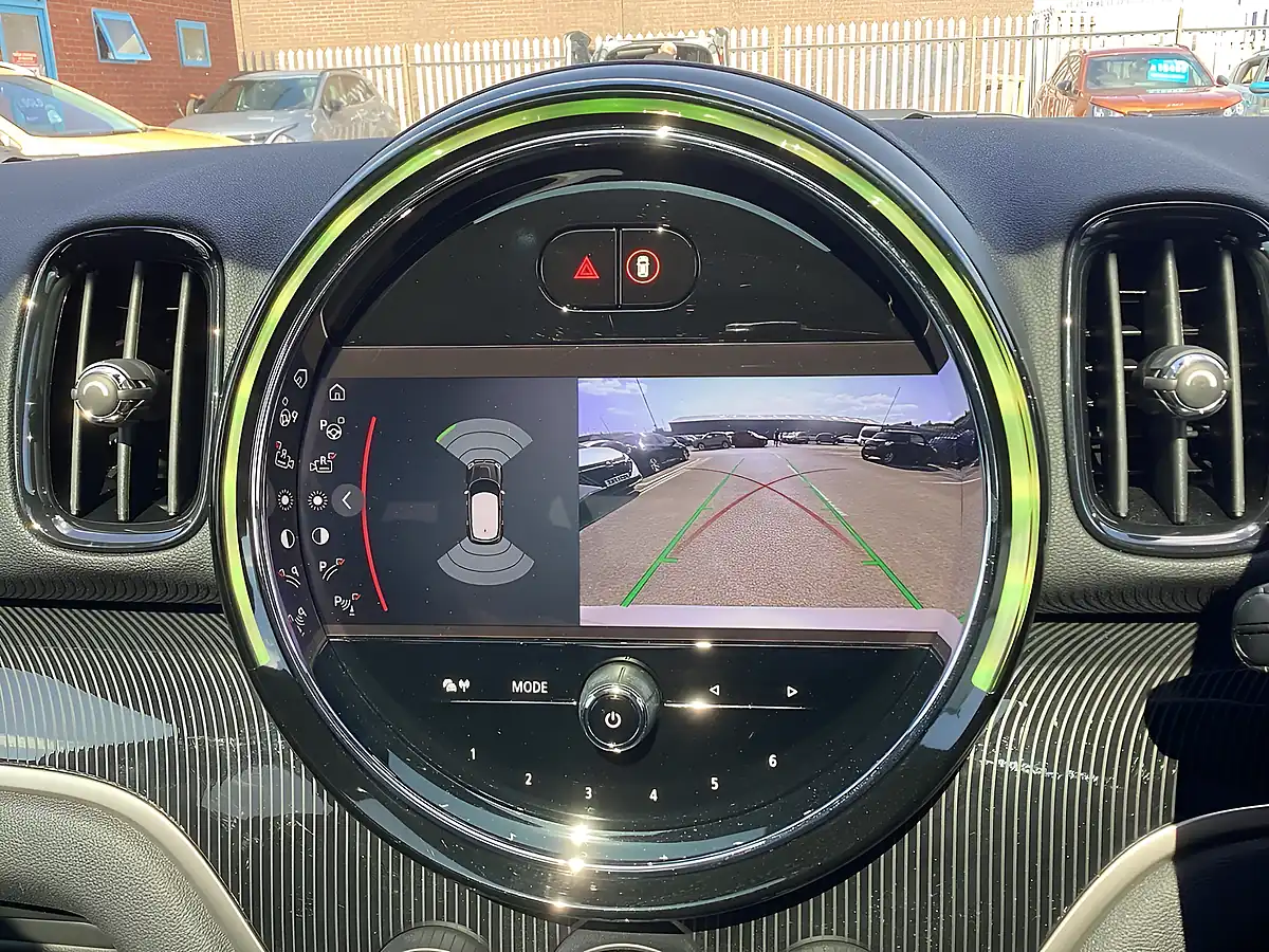 Used 2023 MINI Countryman Cooper Exclusive Rooftop Grey - Interior and Exterior details 4