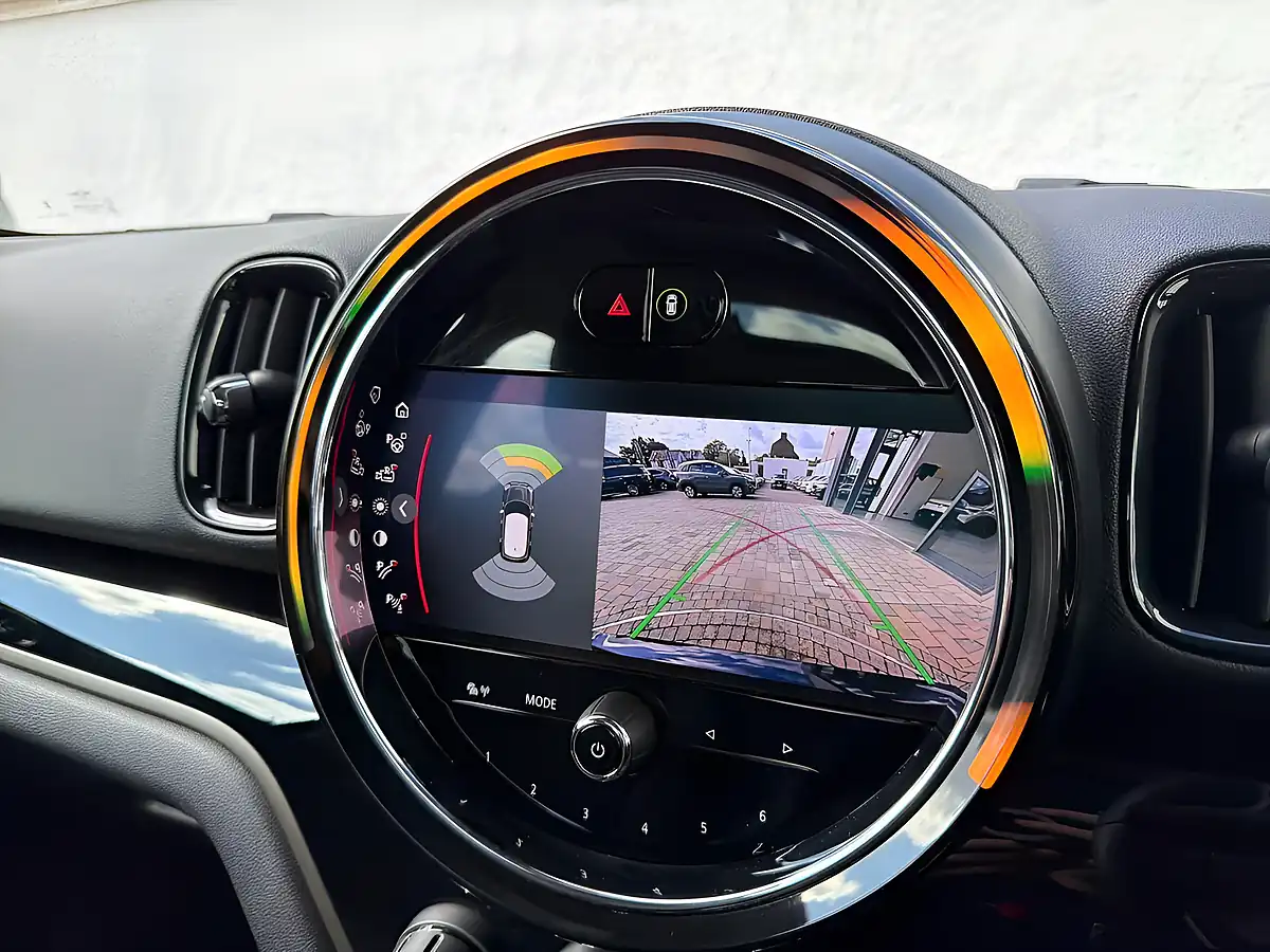 Used 2023 MINI Countryman Cooper Se Classic Black - Interior and Exterior details 13