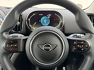 Used 2023 MINI Countryman Cooper Se Classic Black - Interior and Exterior details 14