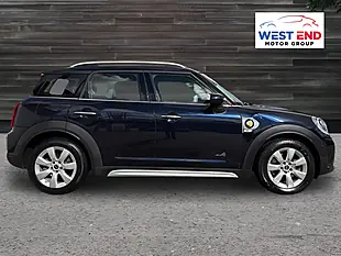 Used 2023 MINI Countryman Cooper Se Classic Black - Interior and Exterior details 2