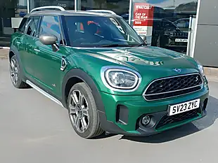 Used 2023 MINI Countryman Exclusive Green - Interior and Exterior details 4